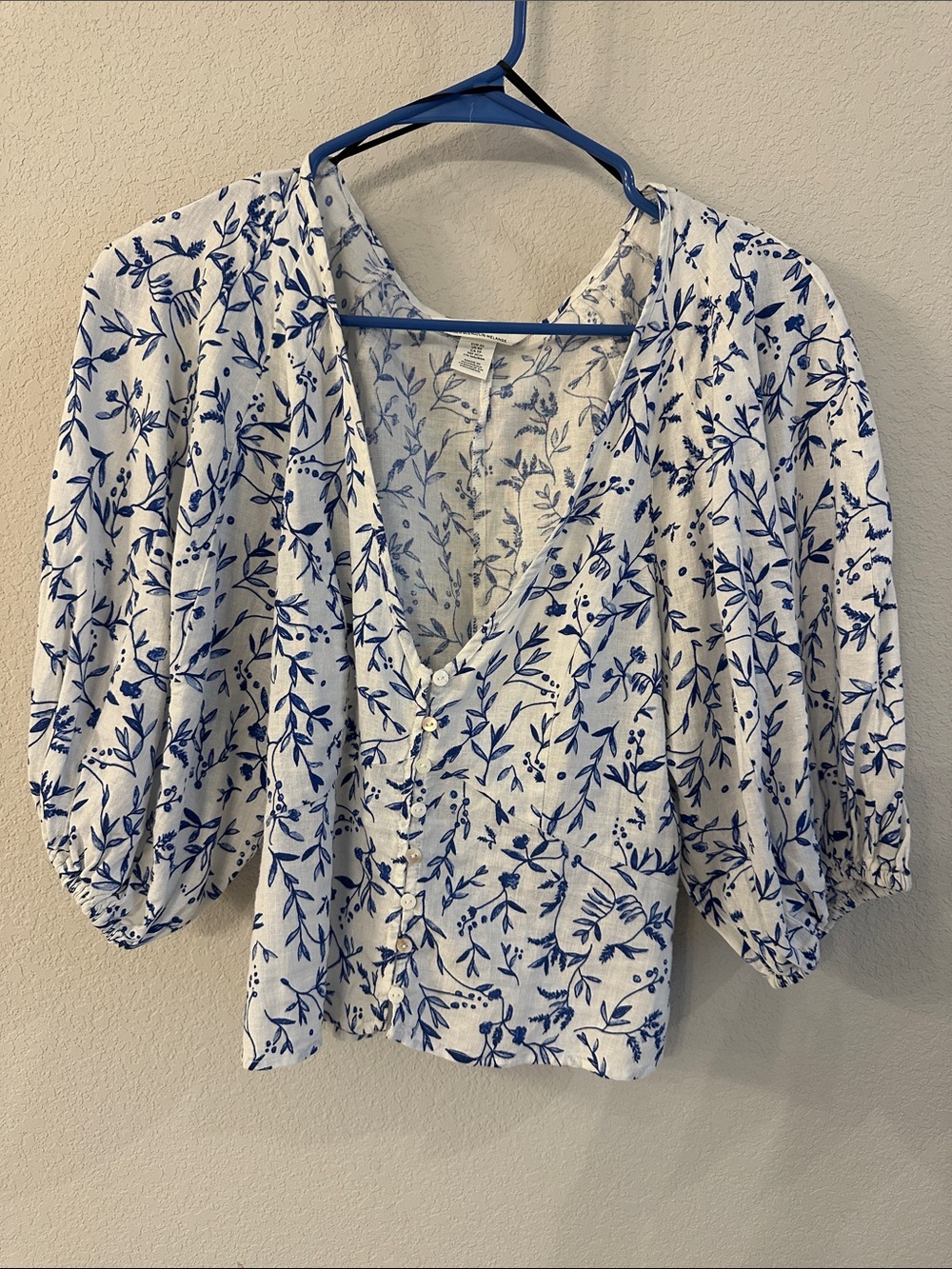 H&M White Blouse with Blue Floral Print and Puff Sleeves